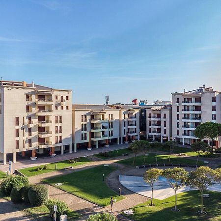 Apartamento La Terrazza Sul Faro Lignano Sabbiadoro Exterior foto